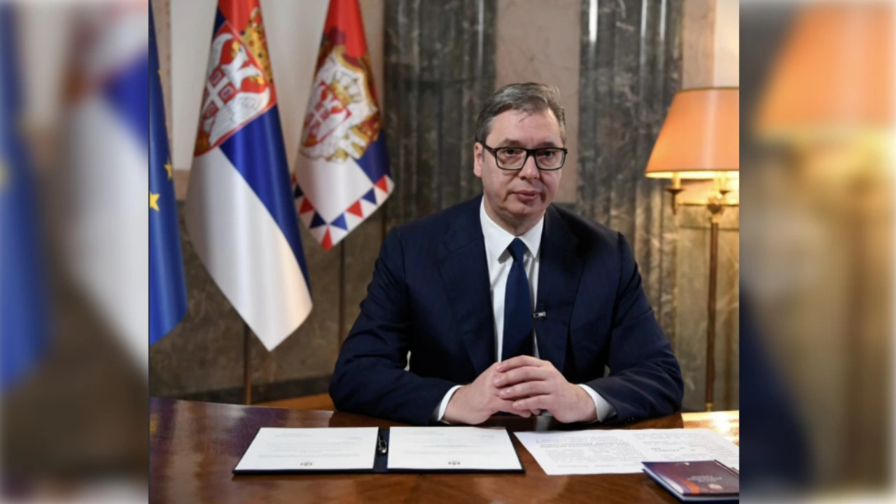Президентът на Сърбия Александър ВучичАлександър Вучич – сръбски юрист и