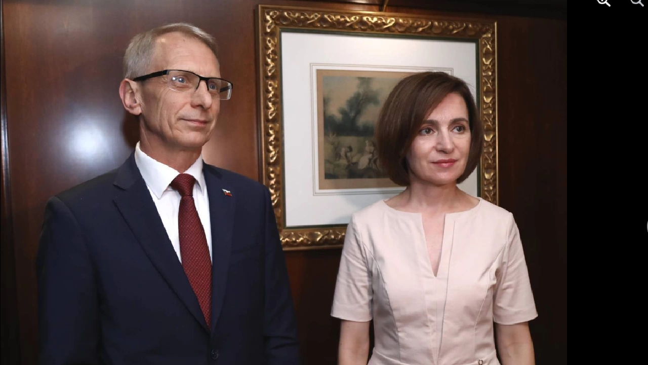 Министър председателят акад проведе телефонен разговор с президента на Молдова Мая