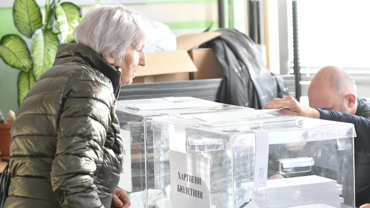 Във всички 186 секционни избирателни комисии в Сливенска община изборният