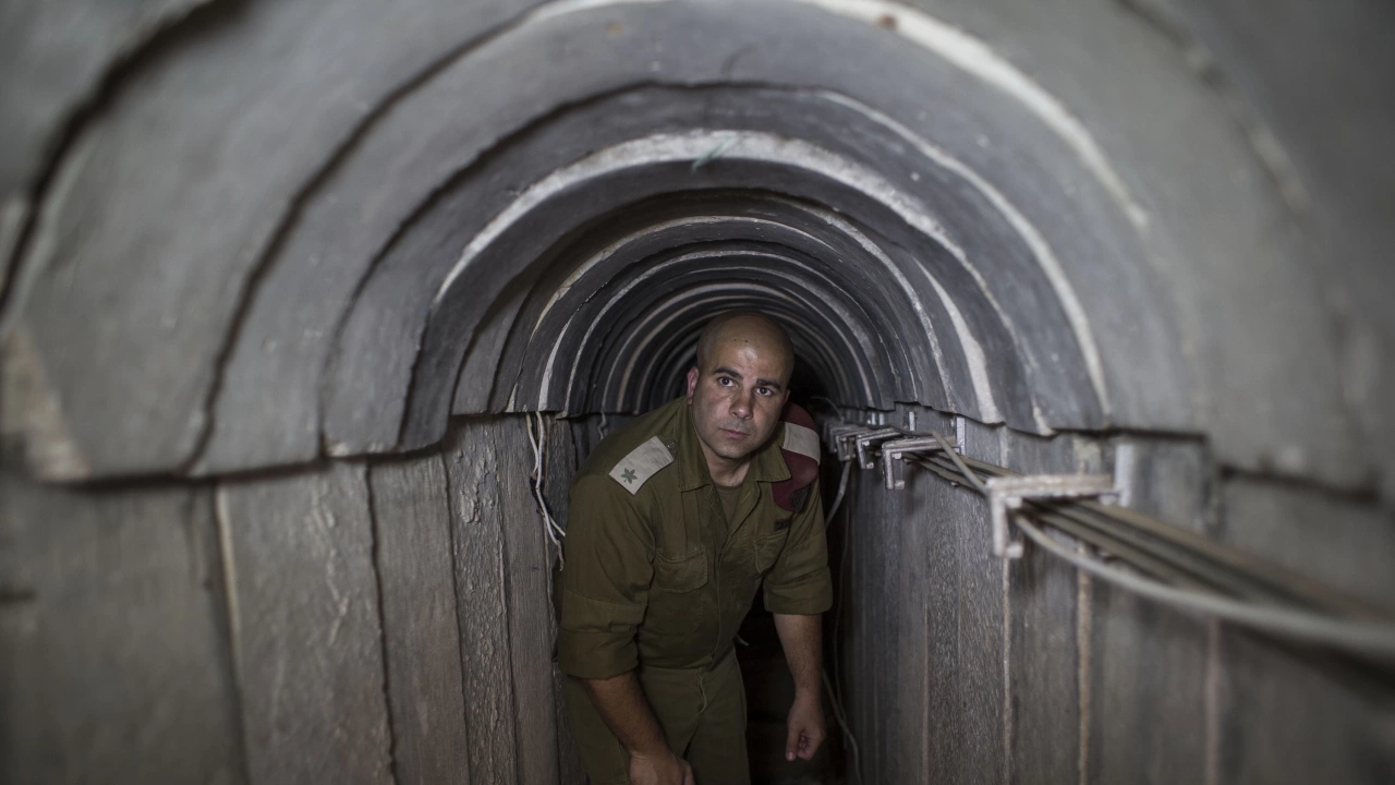 Израелските въоръжени сили заявиха днес че са разкрили мрежа от