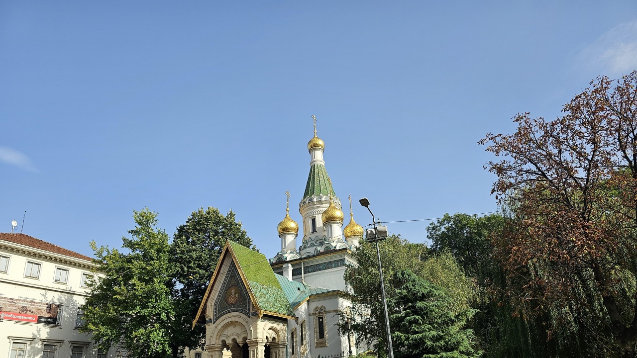 Първа литургия в Руската църква в София