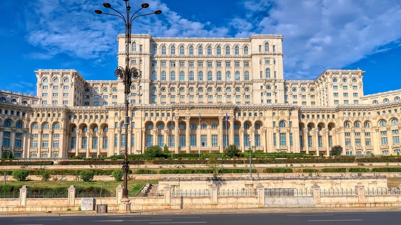 Румънски бизнесмен ще тича днес около сградата на правителството в