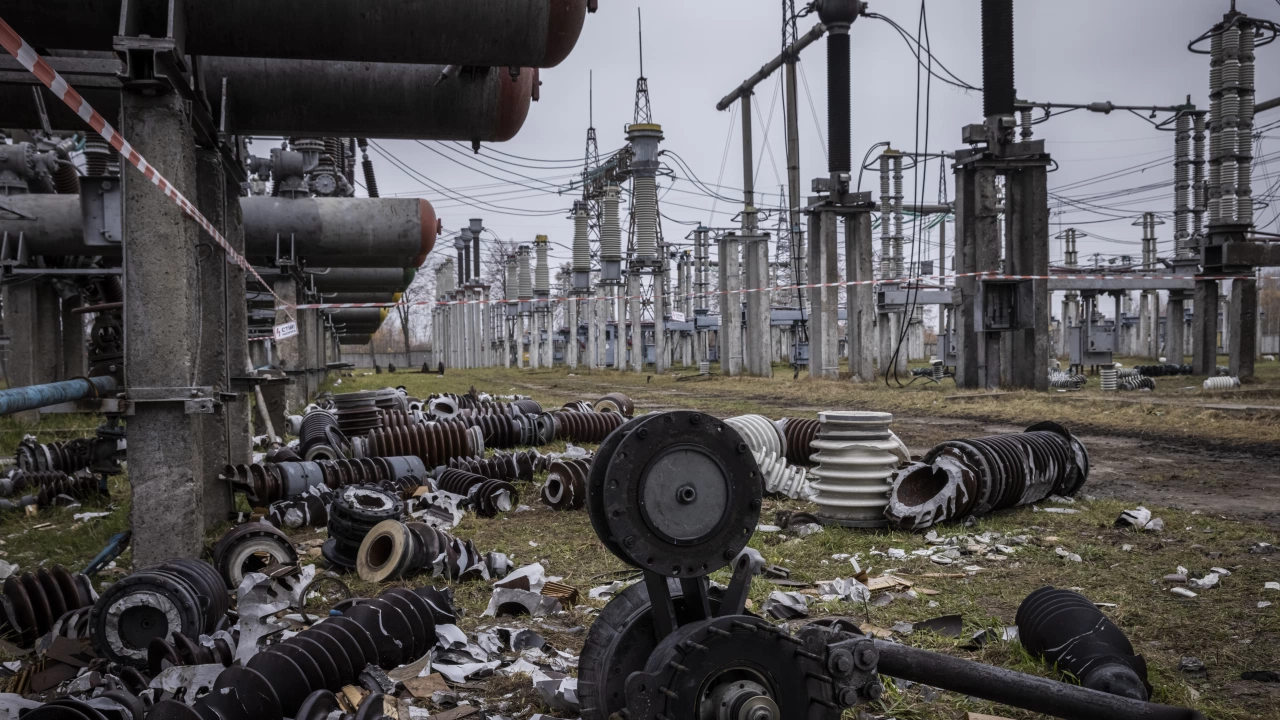 Русия е атакувала шестдесет пъти енергийната инфраструктура на Украйна през