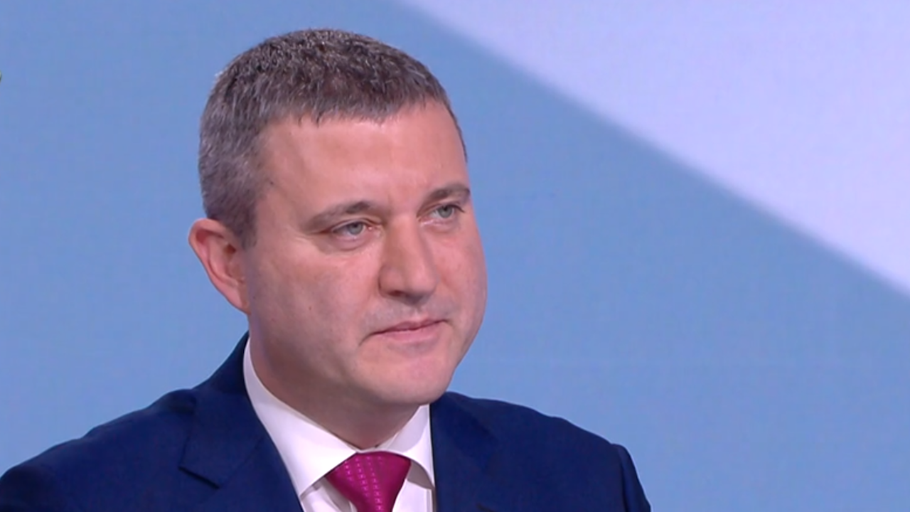 Владислав Горанов за бюджета: Ще е катастрофа партиите да цопнат в капана на Асен Василев