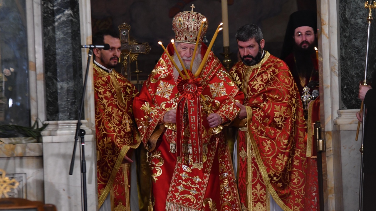 Патриархът: Нека дните от Рождественския пост да са за истинско покаяние и усърдна молитва, за любов и милосърдие към нуждаещите се