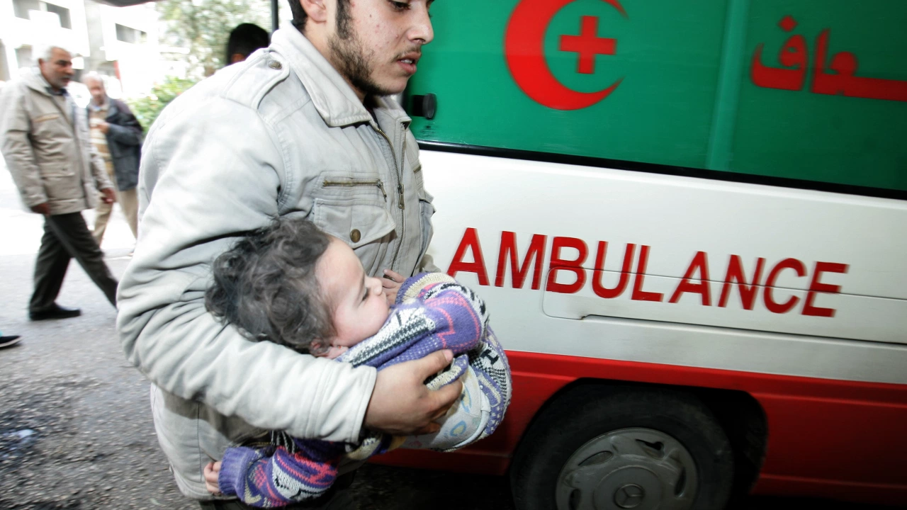 Стотици пациенти бяха евакуирани днес от болница Аш Шифа в