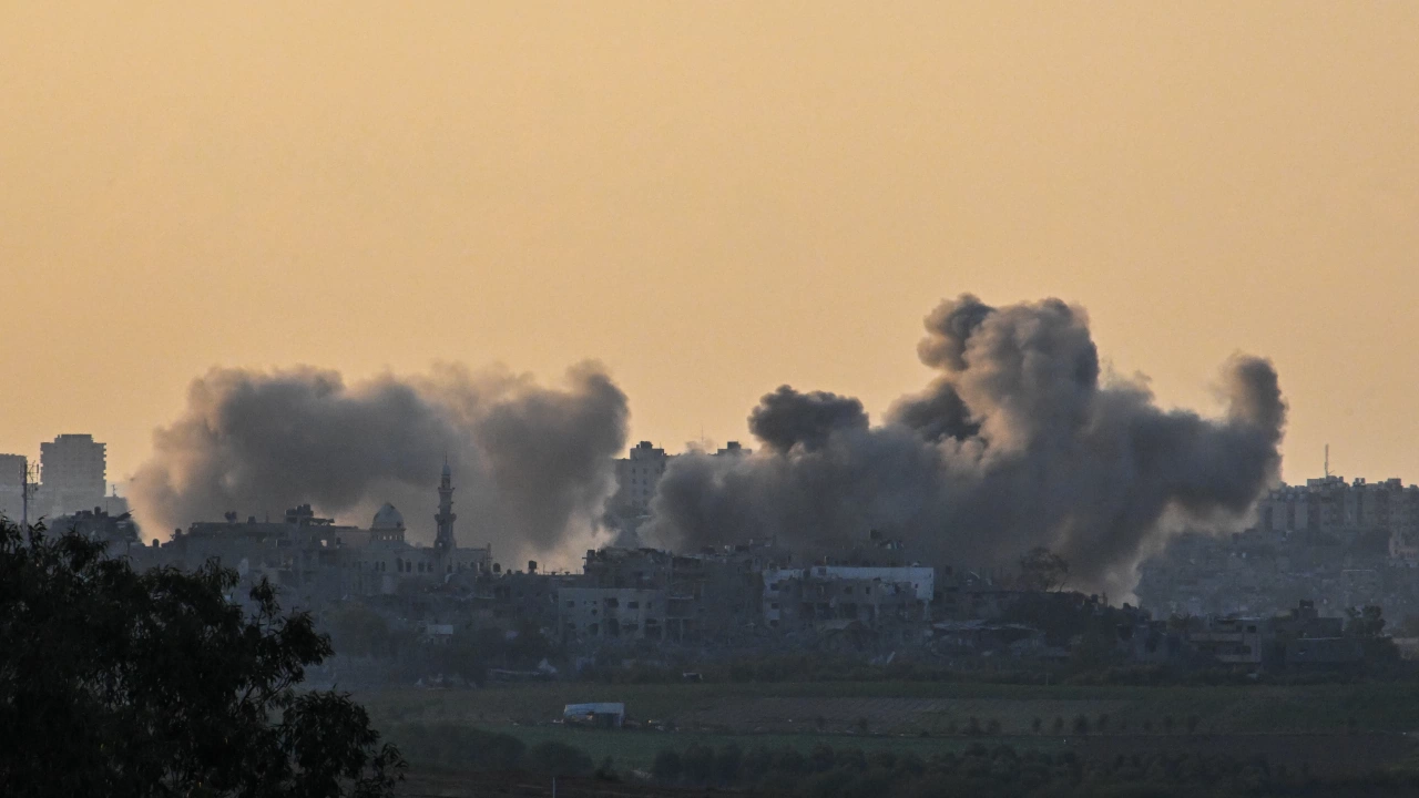 Хизбула и Израел си размениха днес ракетни удари в район