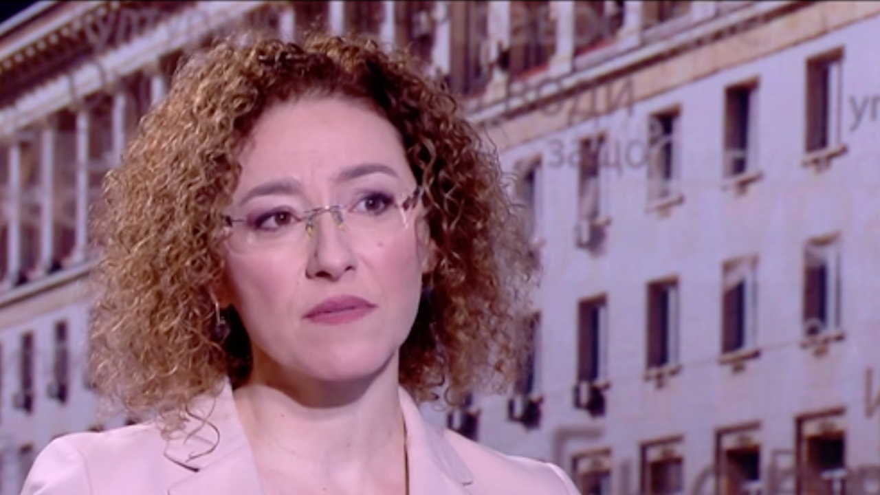Министър Шалапатова: Социалната система отново е на първа линия