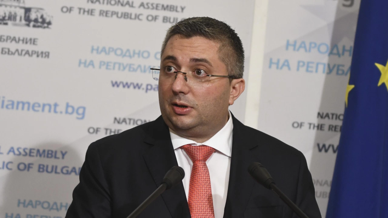 Председателят на регионалната комисия в НС Николай НанковНиколай Нанков е