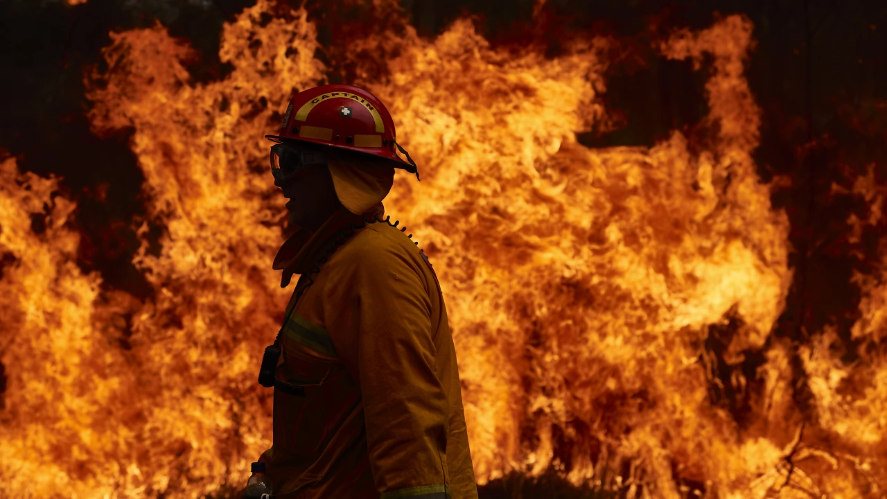 Горски пожари избухнаха в района на австралийския град Пърт заради