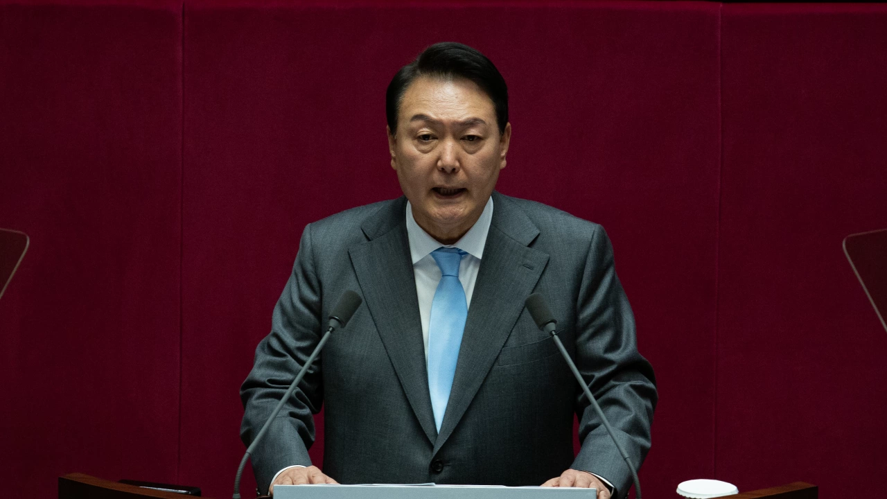 Южнокорейският президент Юн Сук йол прие оставката на ръководителя на Националната