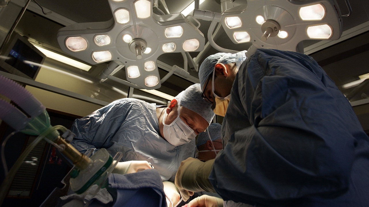 Трима българи, нуждаещи се от животоспасяваща трансплантация, получиха втори шанс