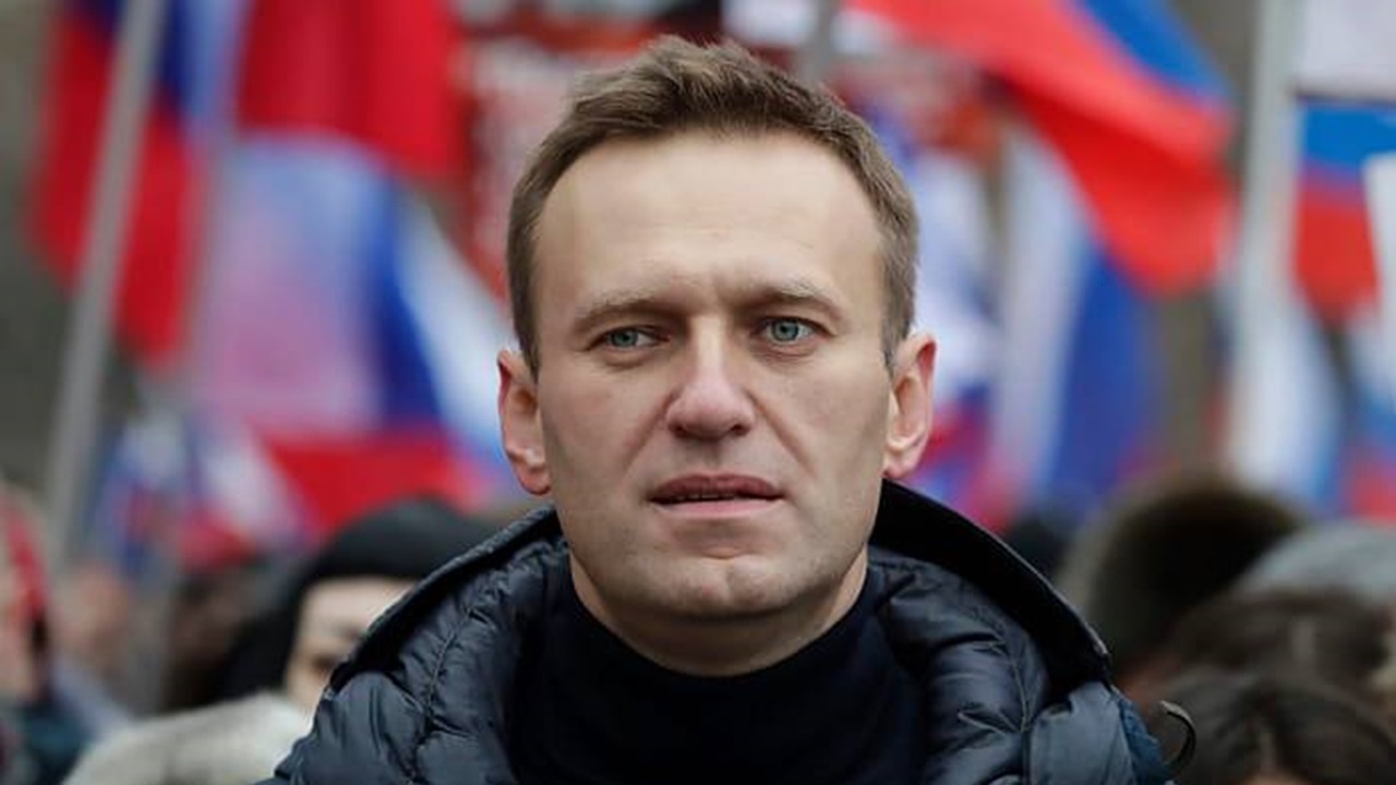 Руски лекари с отворено писмо до Путин, призоваха Навални да бъде лекуван