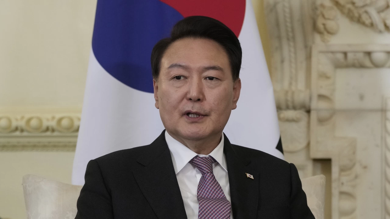 Южнокорейският президент Юн Сук йол смени днес финансовия министър Чу Кьон хо