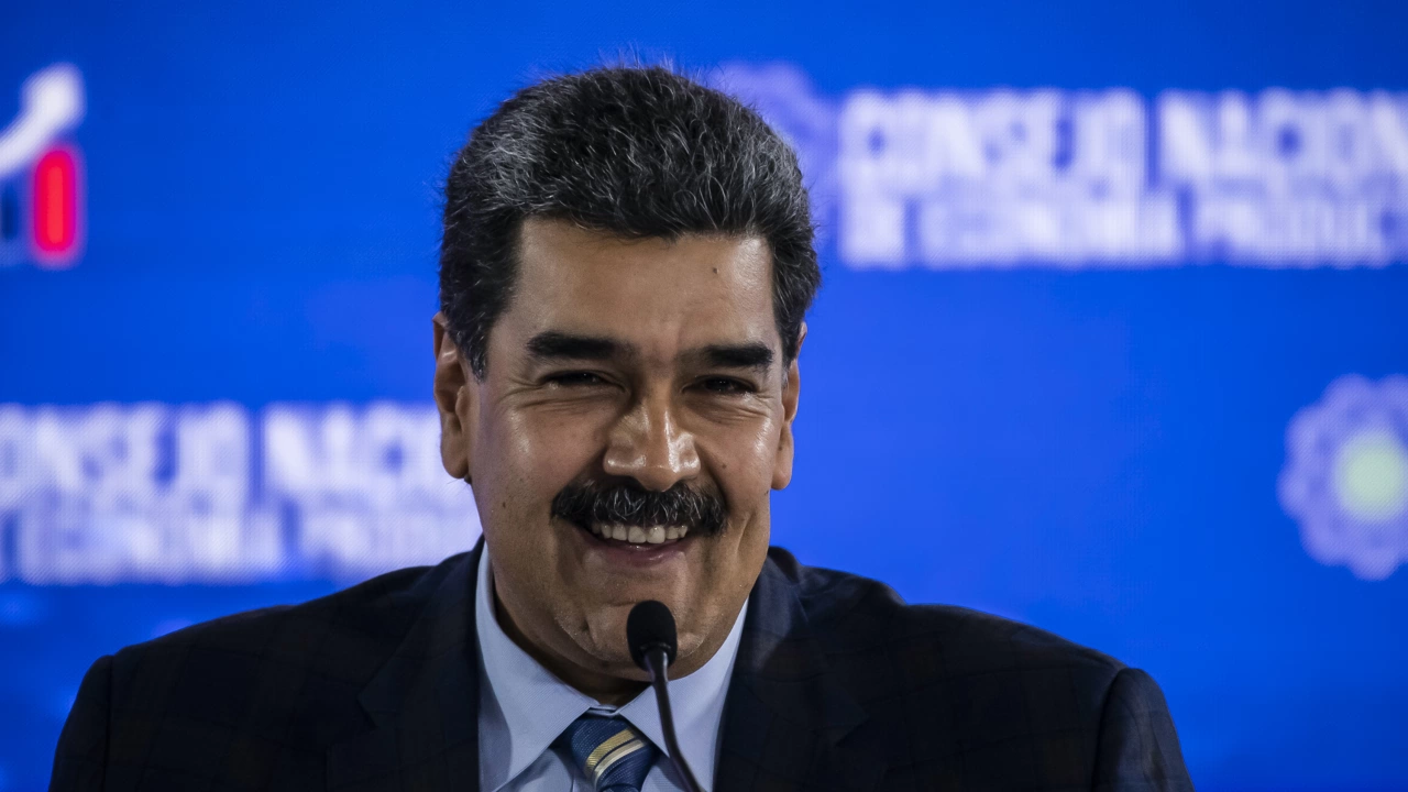 Венецуелските власти проведоха в неделя референдум за анексирането на богатия