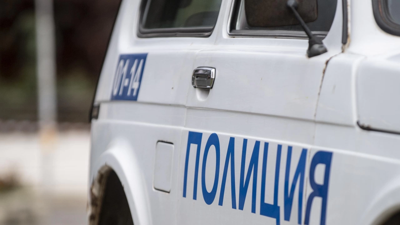 Трима мъже качиха принудително 19 годишен младеж в кола в Бургас Потърпевшият