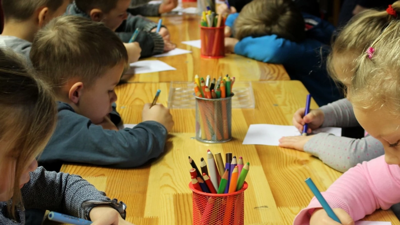 Нова детска градина за 120 деца отвори врати в Раковски