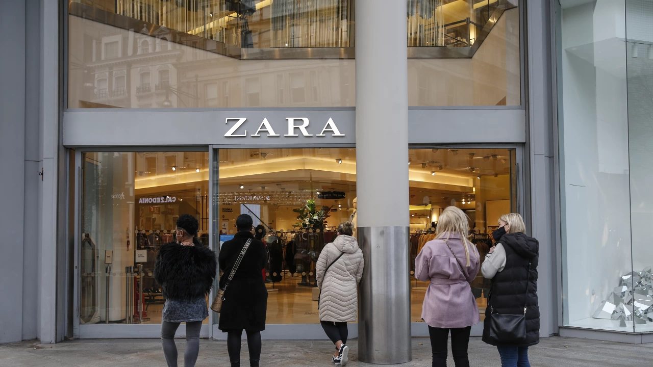Испанската модна марка Зара Zara изтегли рекламни изображения които според