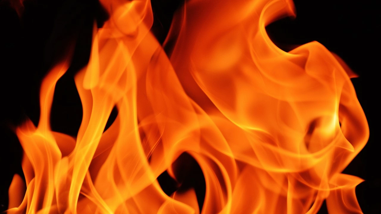 60 годишен мъж пострада при пожар в дома си в Плевенско