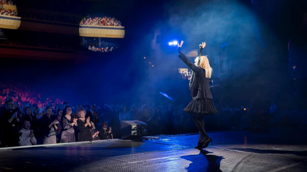 Лили Иванова развълнува феновете с концерти в две поредни вечери –