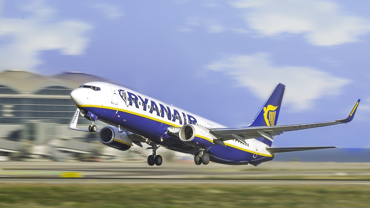 Ryanair с нови полети до Аликанте и Копенхаген