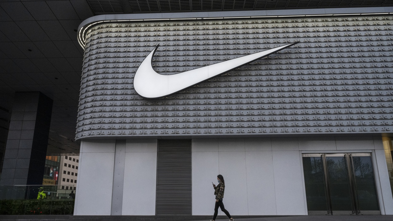 Компанията за спортно облекло и екипировка Найки (Nike) обяви, че