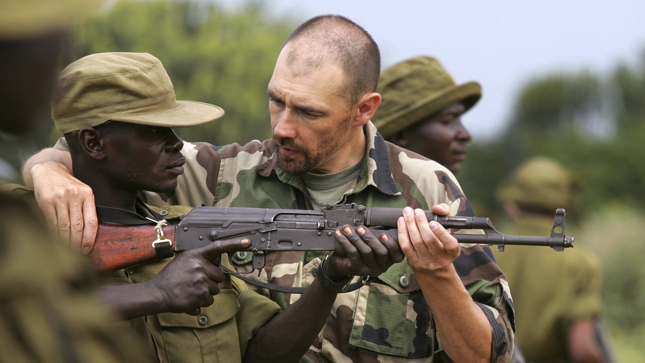 Последните разположени в Нигер френски войски, които помагаха на местните
