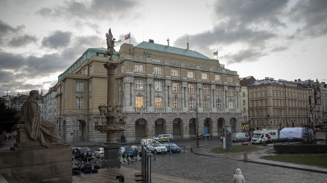 Чешката полиция потвърди че извършителят на нападението в сграда на