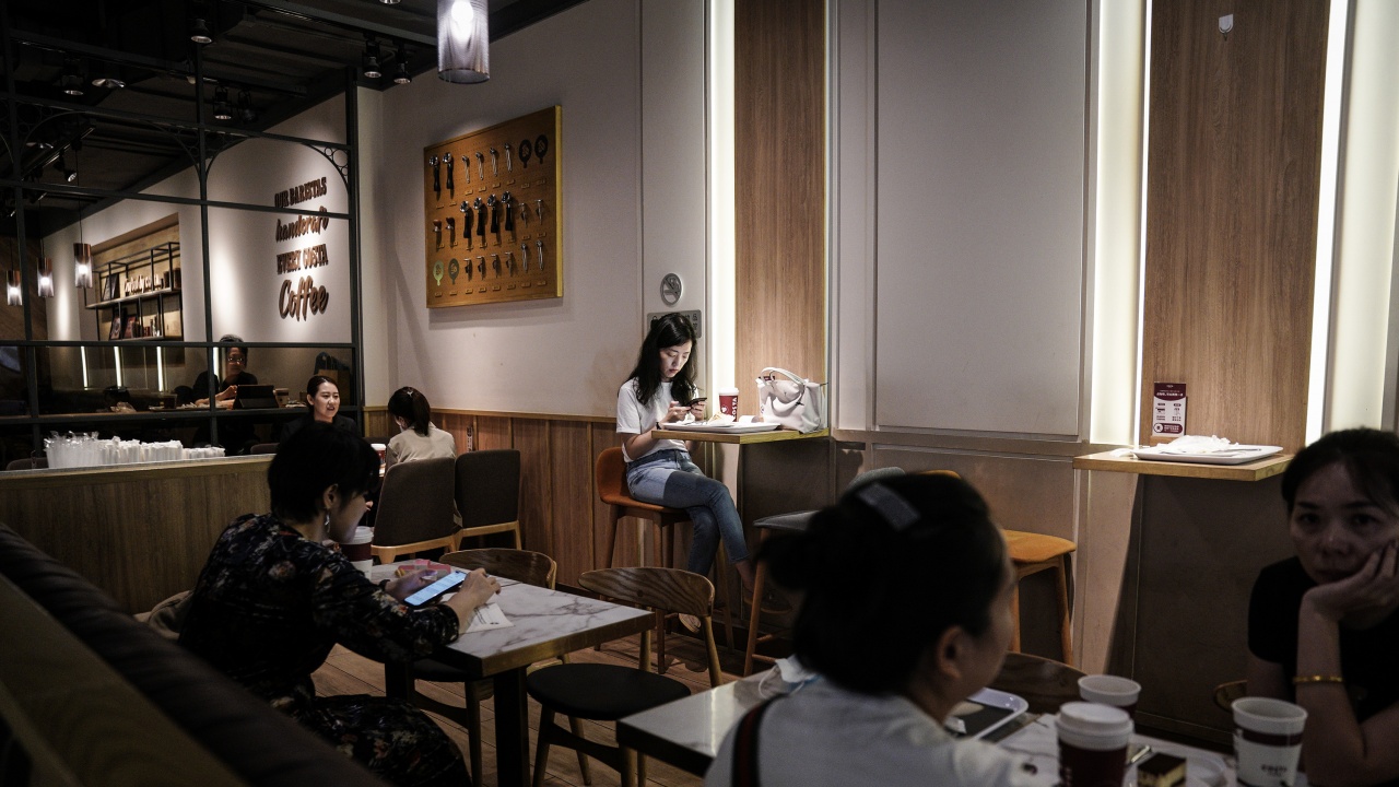 Потреблението на кафе в Китай нараства бързо, стимулирайки ожесточена конкуренция