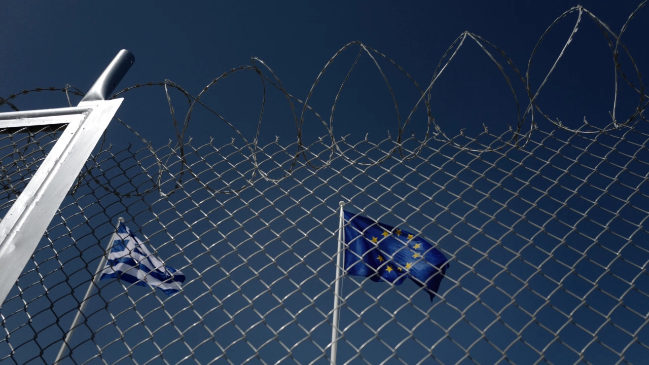 Гръцките гранични власти в Егейско море са арестували тази сутрин