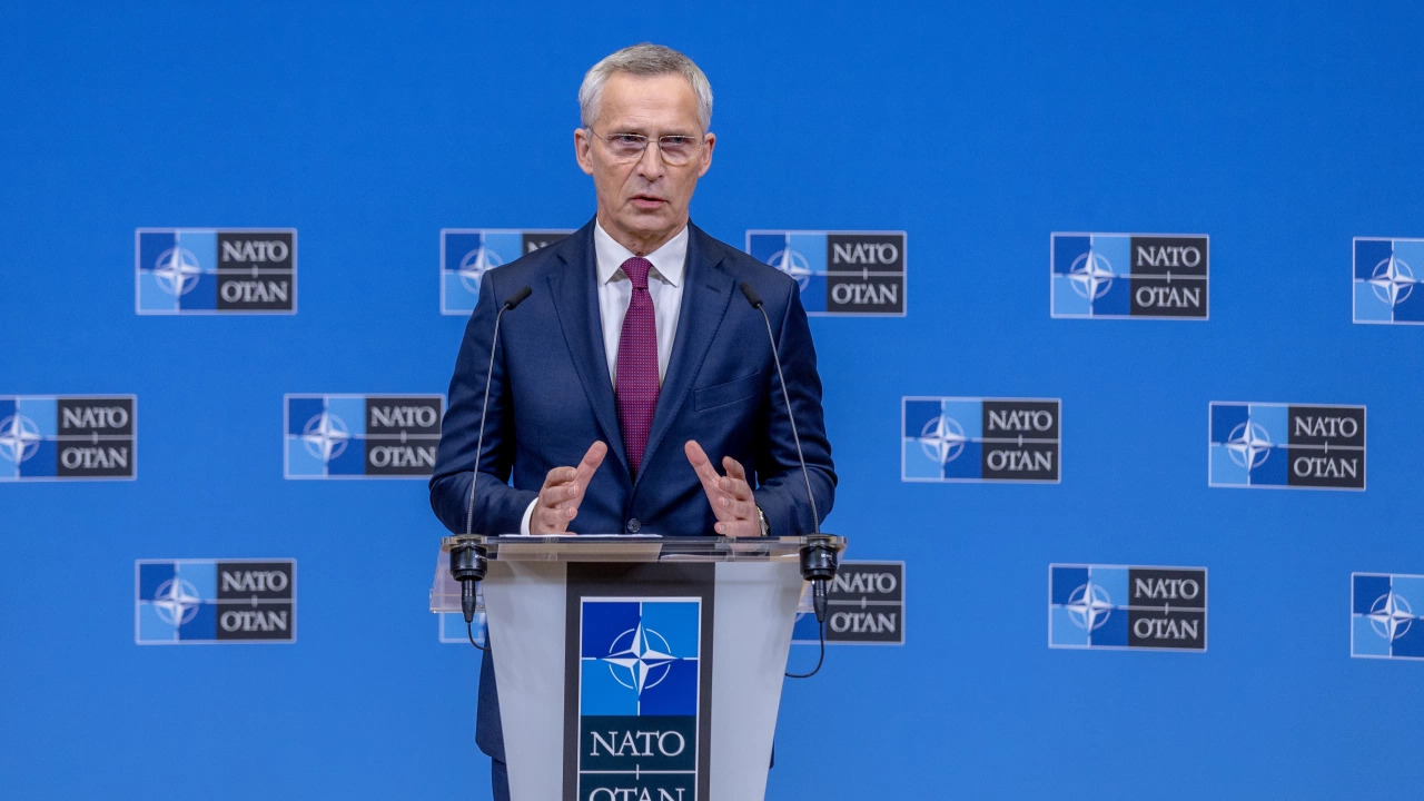 НАТО следи ситуацията в Полша след съобщенията че руска ракета