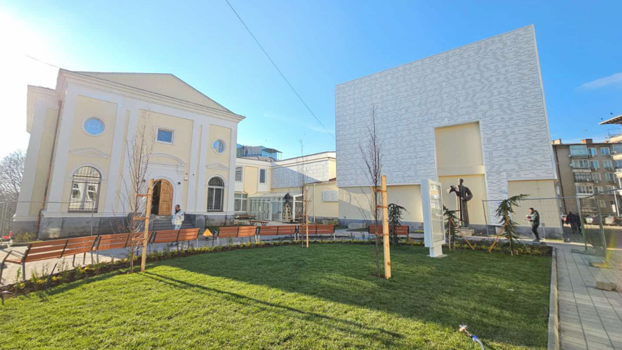 Ремонтът и модернизацията на Художествена галерия Жорж Папазов“ в Ямбол