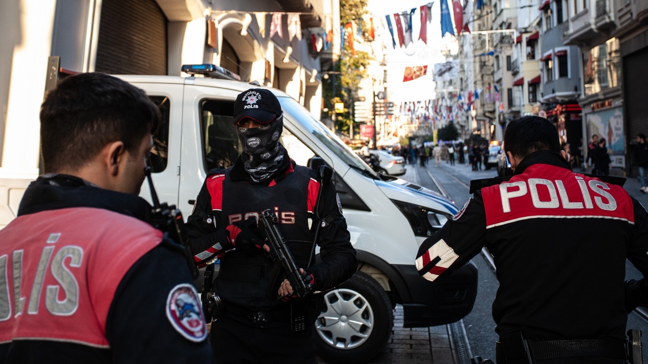 Турция залови двама заподозрени за тероризъм във връзка с атентата в Истанбул през 2022 г.