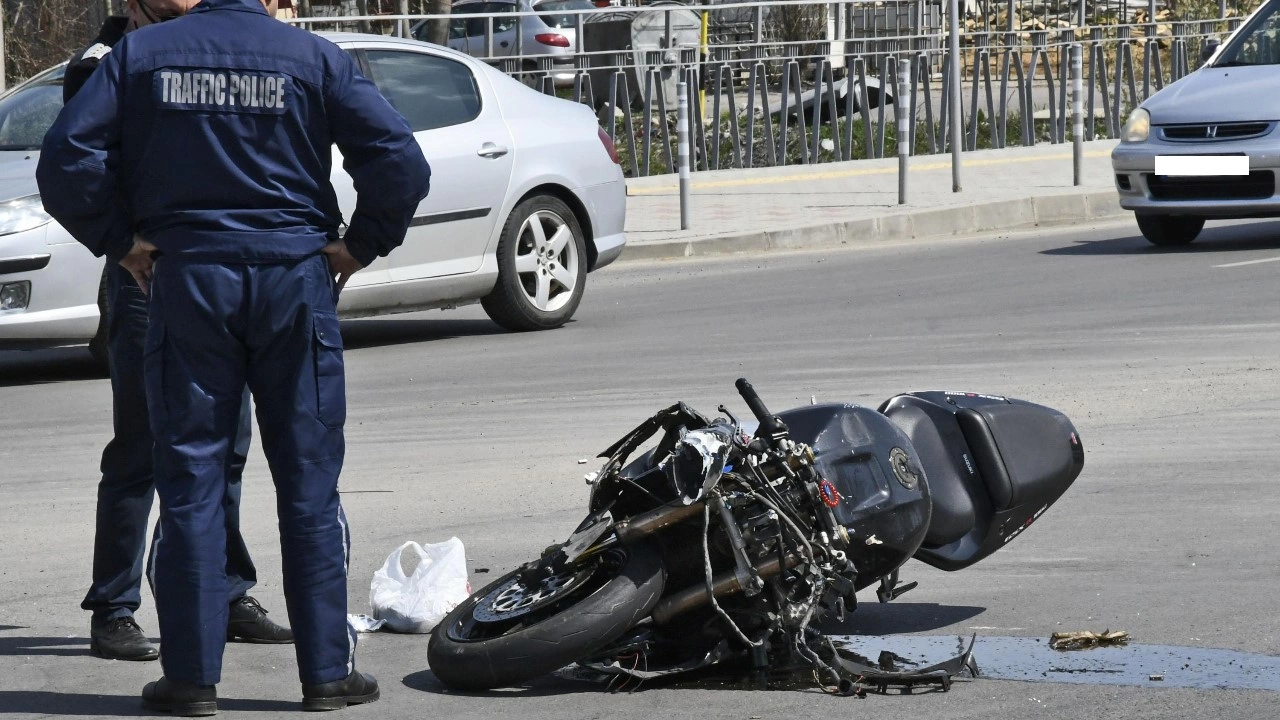 29 годишен моторист загина при катастрофа край Пловдив Инцидентът е възникнал