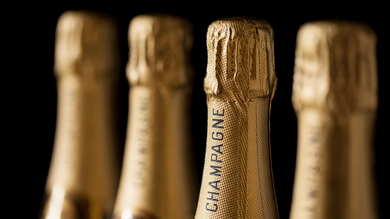 Продажбите на шампанско в заведенията на Британската камара на лордовете са нараснали