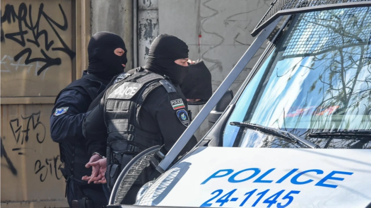 Двама души са задържани днес в Кюстендил по време на