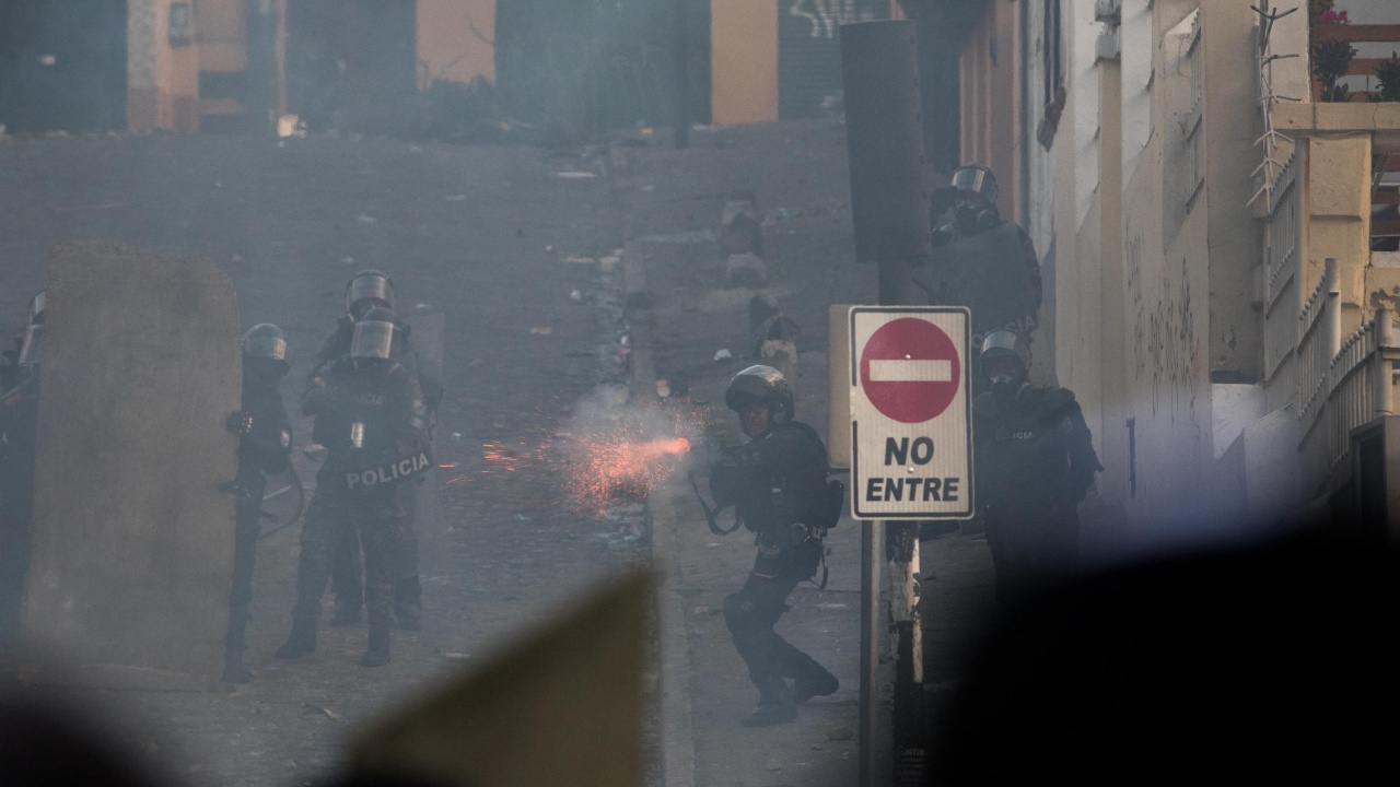 Властите в Еквадор задържаха още един нарколидер. Петима души са