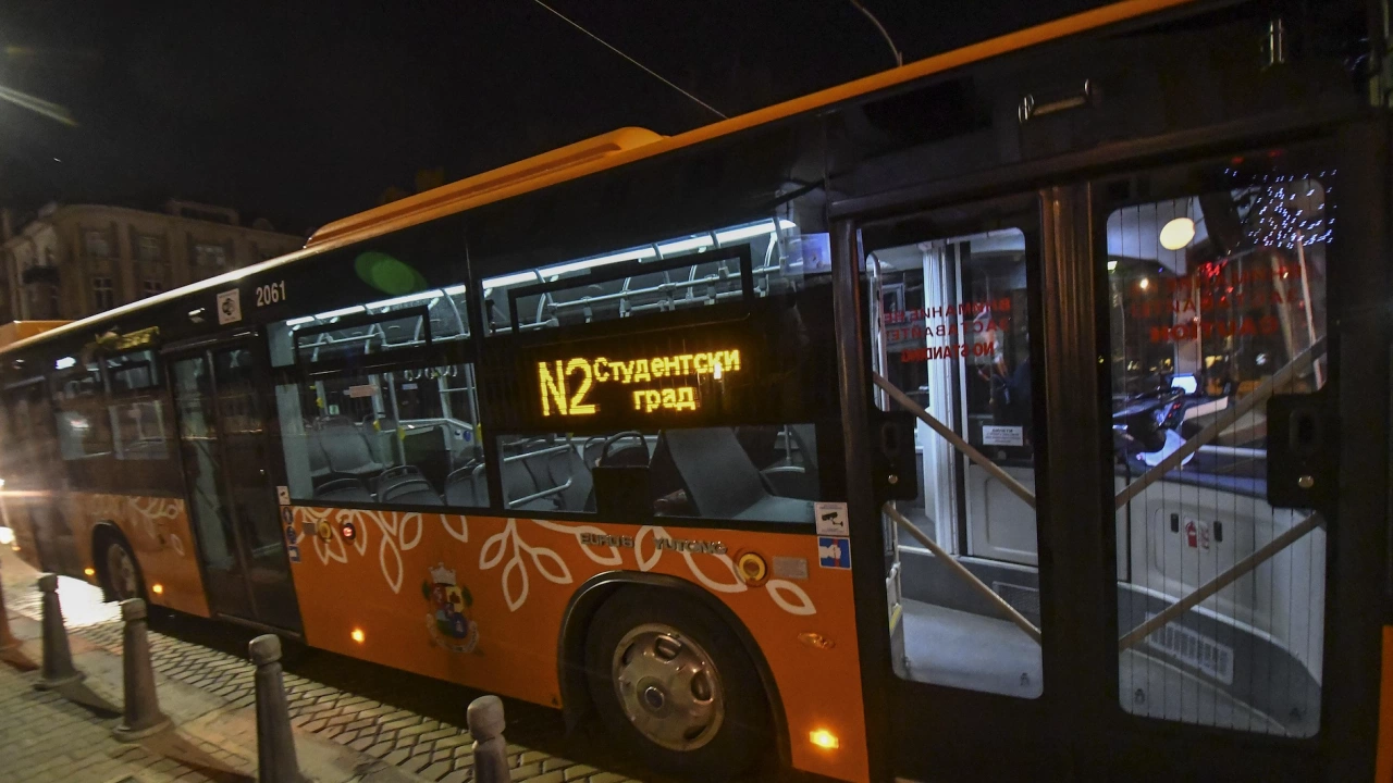Нощният градски транспорт е добро развитие за София евтин