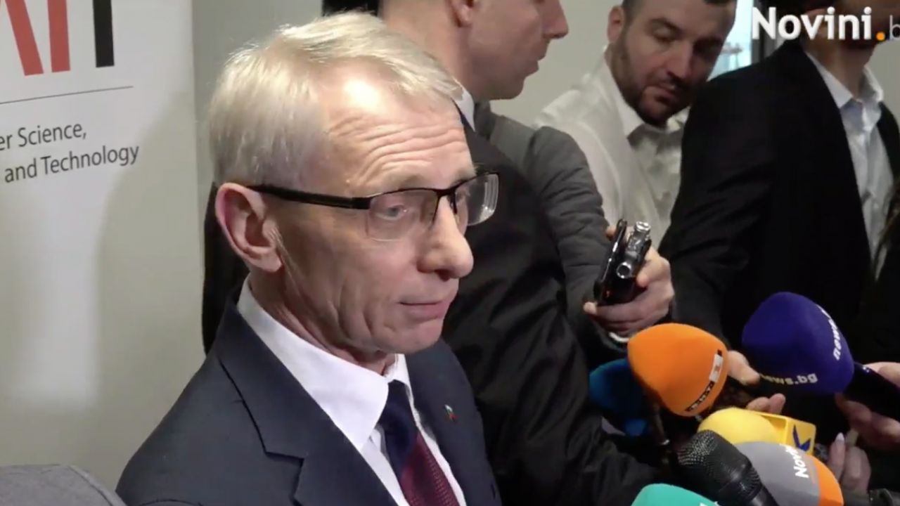 Премиерът Денков: Ще има минимални промени в състава на кабинета при ротацията