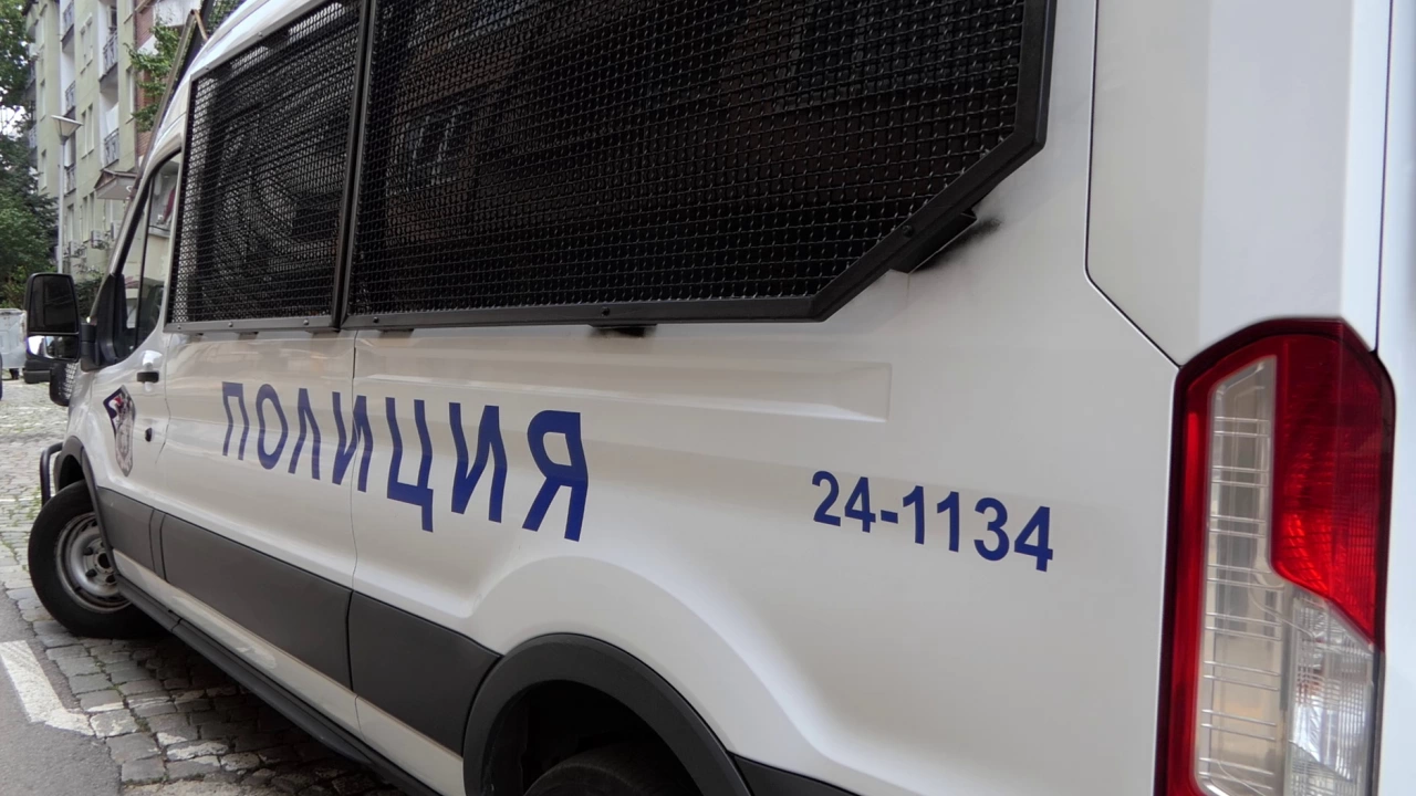 Полицията в Добрич задържа двама мъже за притежание на 150
