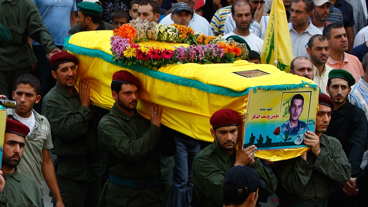 Действащата в Ливан проиранска милиция Хизбула съобщи за смъртта на