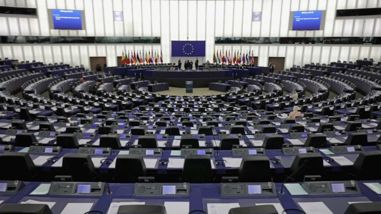 Европарламентът осъжда целенасочените непрекъснати и систематични усилия на унгарското правителство