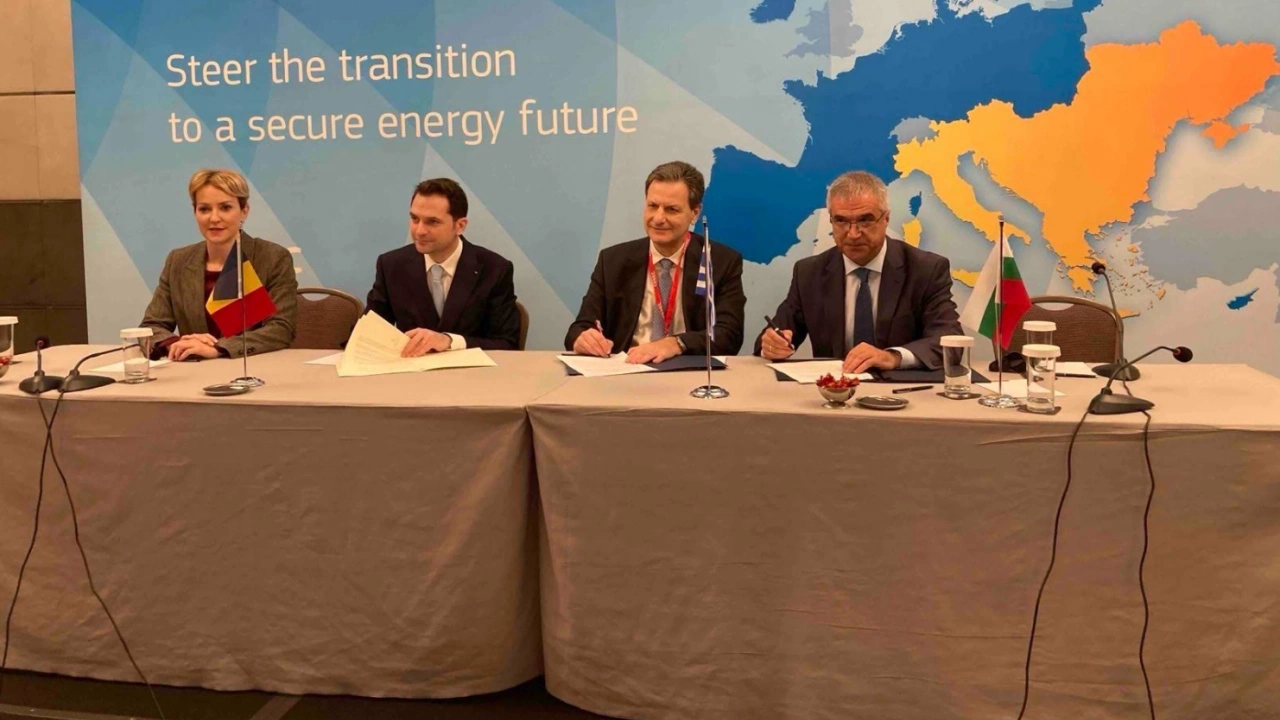 Енергийните министри на България Гърция и Румъния подписаха тристранна Декларация