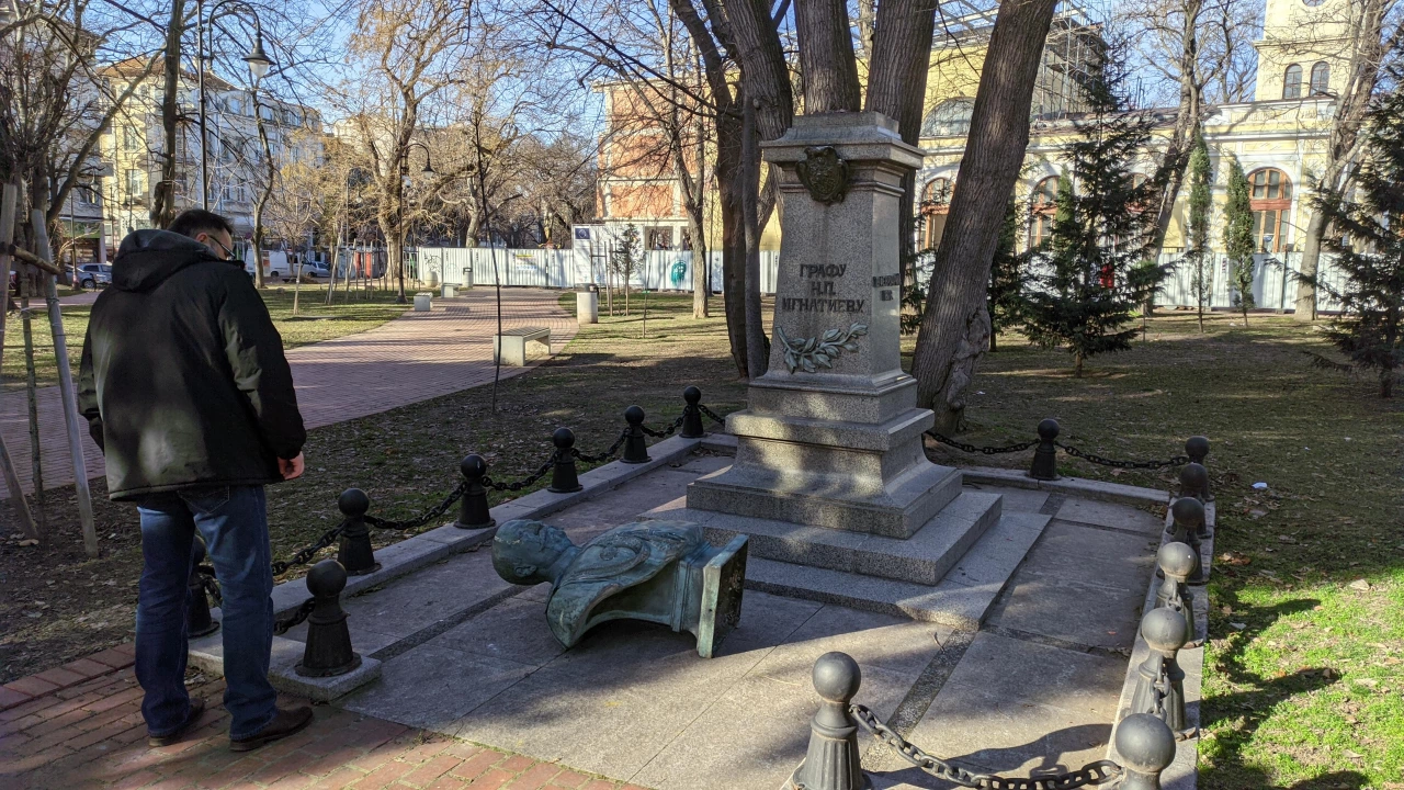 Бюстът на паметника на граф Николай Игнатиев беше възстановен и
