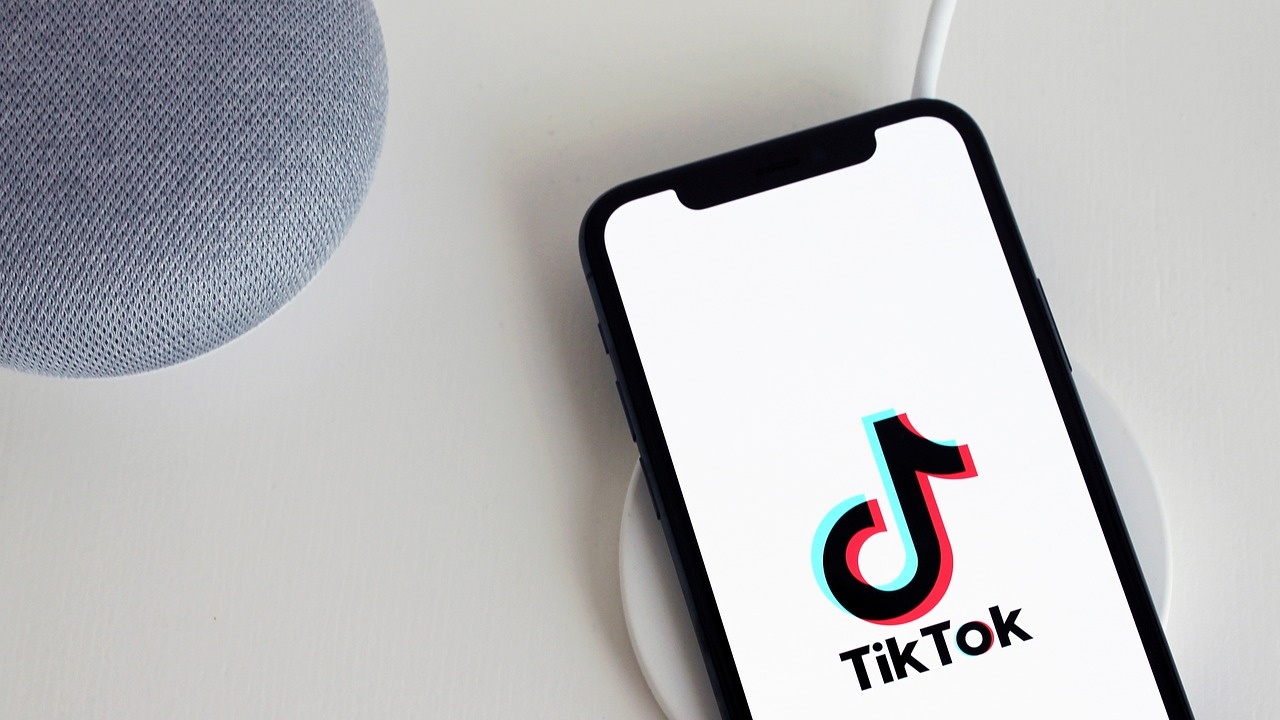 Какви заплати взимат служителите на TikTok?