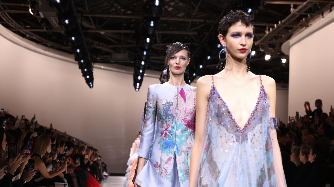 Giorgio Armani Showcases Sparkling Gowns on Paris Haute Couture Catwalk ...