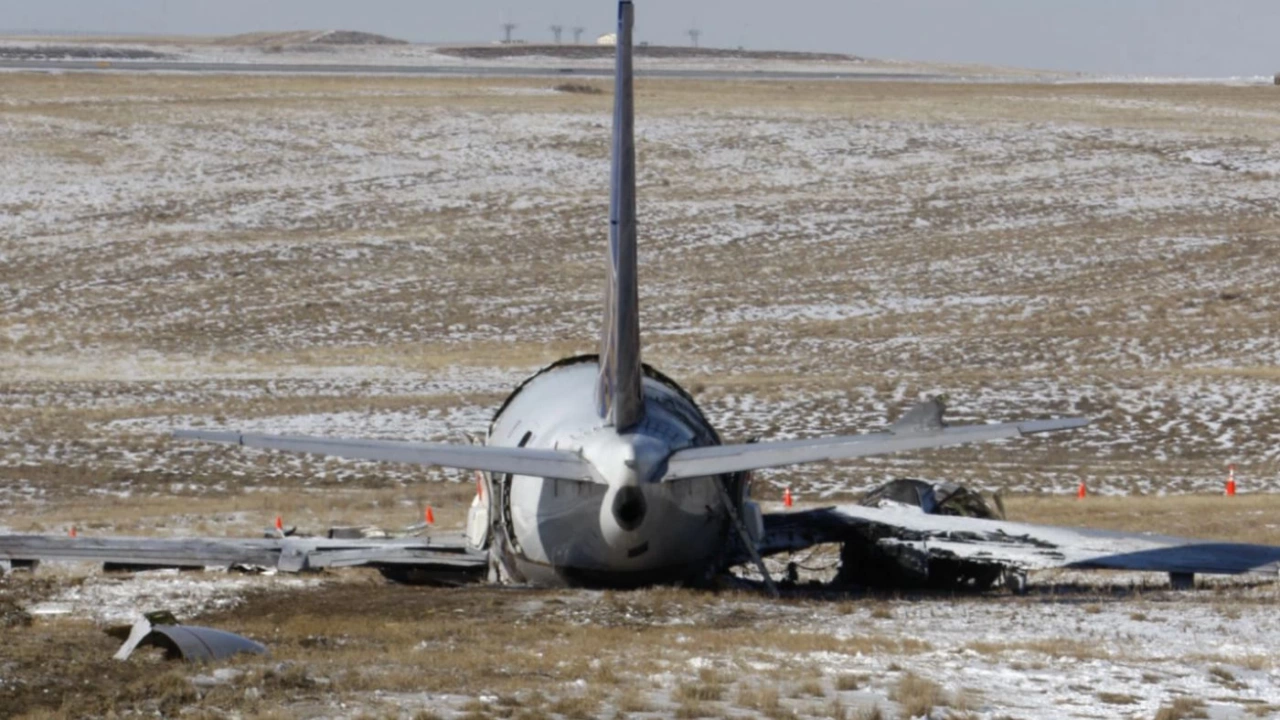 И двете черни кутии от руския военен самолет който се