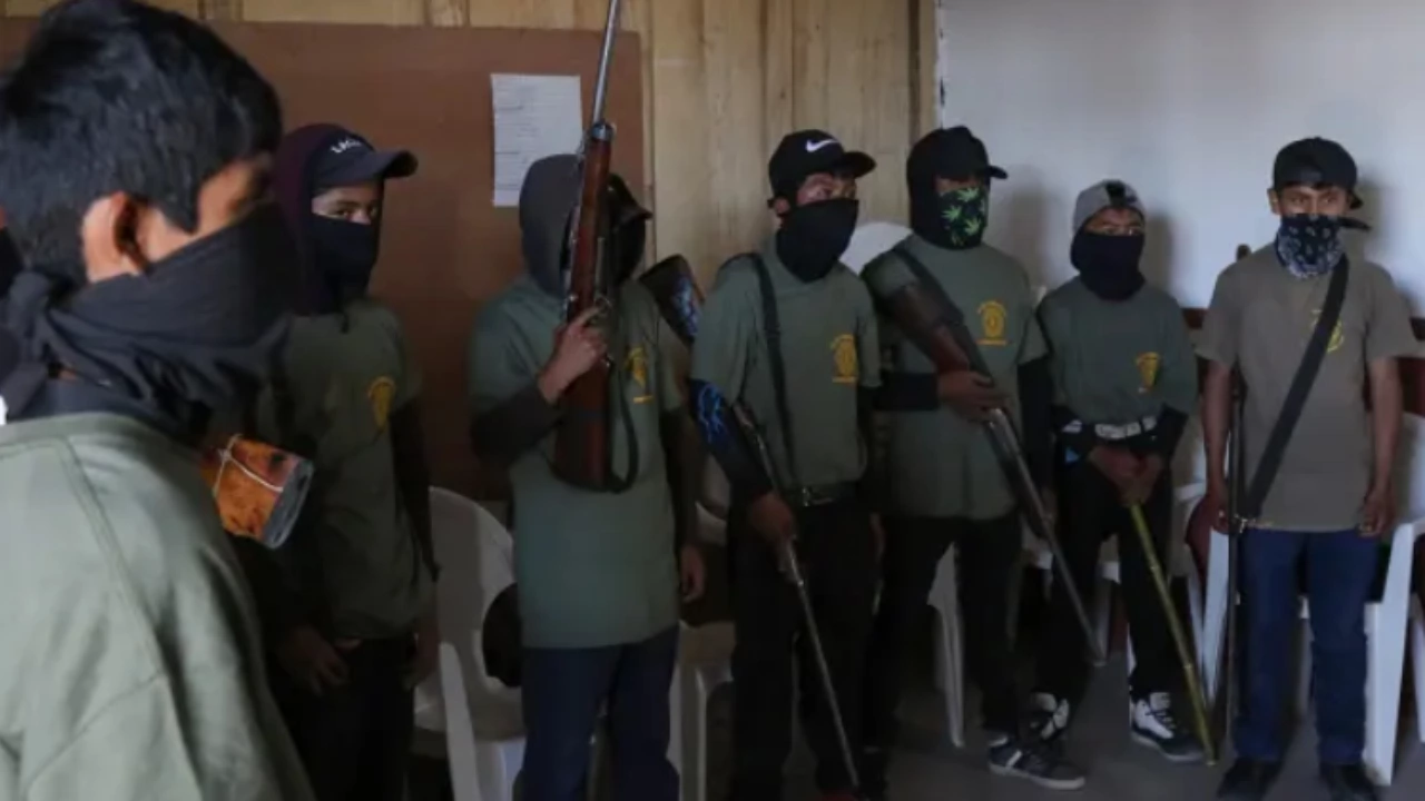 Деца в Мексико получиха огнестрелни оръжия за да могат да