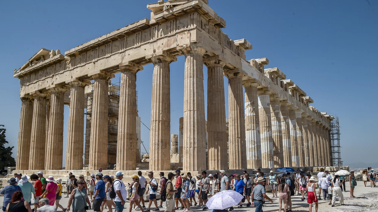 Гръцкият министър председател Кириакос Мицотакис отново призова скулптурите от Партенона в