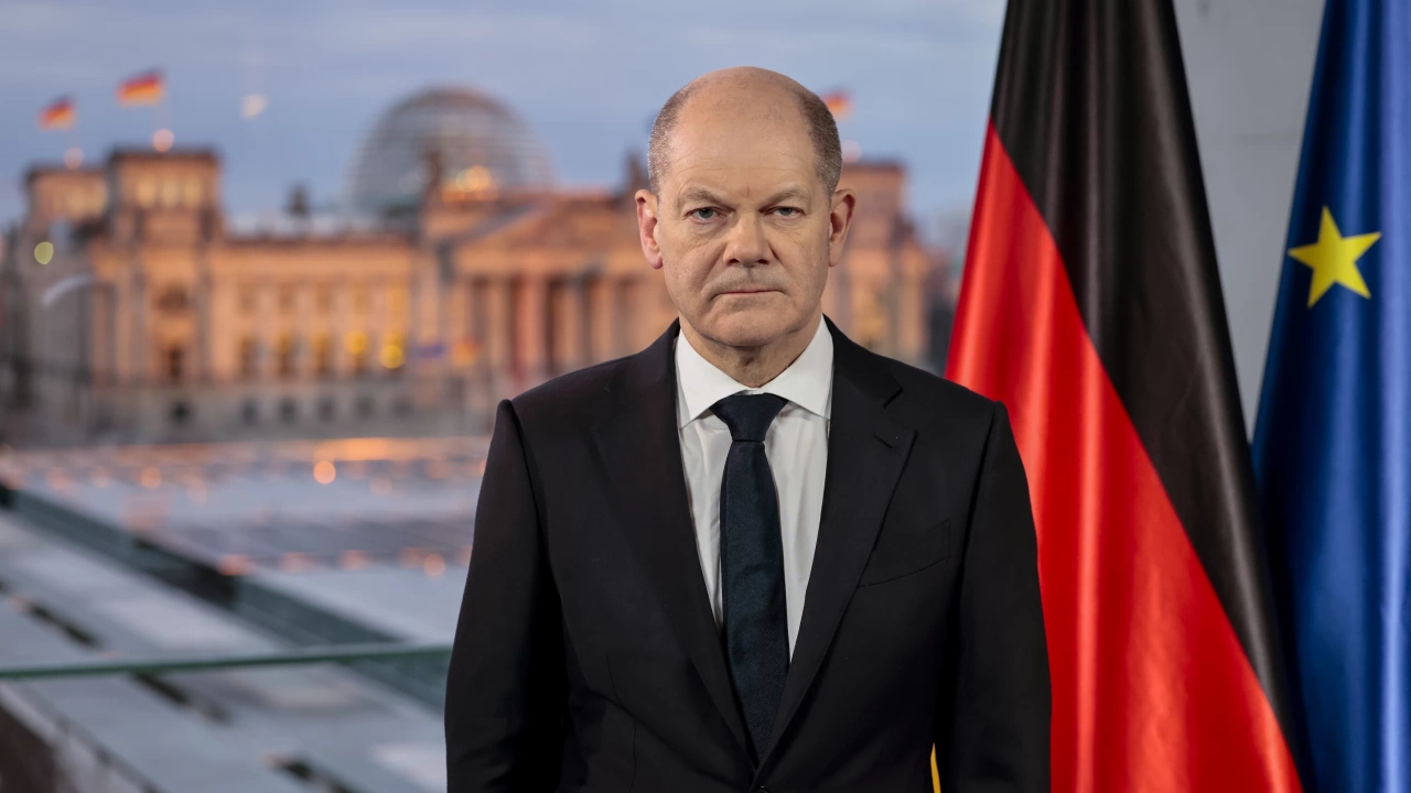  
Германският канцлер Олаф ШолцОлаф Шолц е германски политик от Социалдемократическата